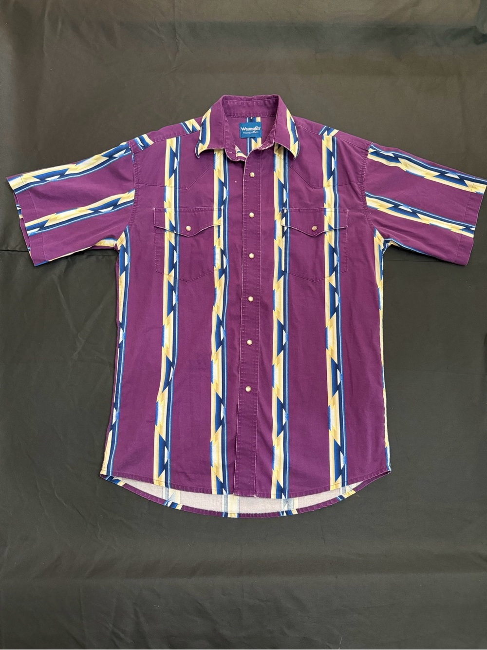 Vintage 90s Wrangler Southwestern Aztec Short Sleeve Pearl Snap Shirt